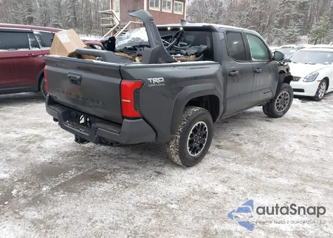 2025 Toyota Tacoma Trd Off Road z USA, uszkodzony, nr VIN 3TMLB5JN8SM092313